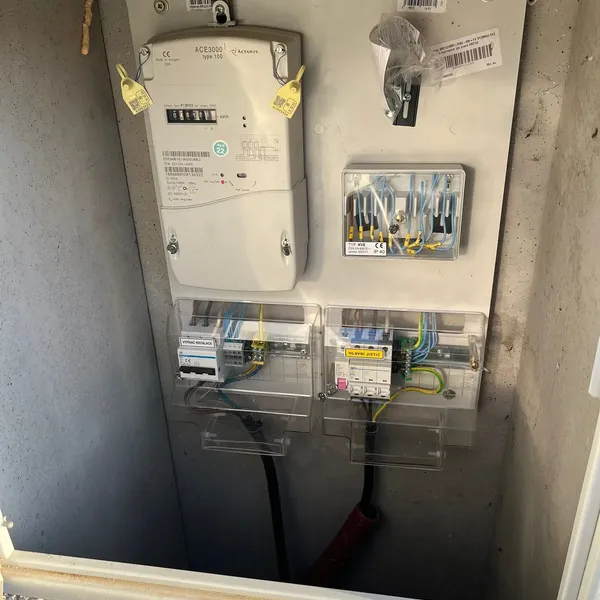 Elektroměrový rozvaděč pro připojení objektu k síti
